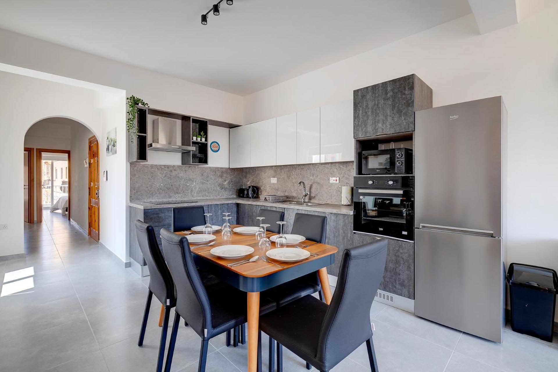 Апартаменты Contemporary 3Br Retreat In Prime Слима Экстерьер фото